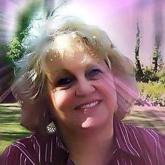 Creative, passionate, intelligent, lady who loves life. Writer, poet, artist, medical professional, counselor. My ordained Buddhist name is Metta D. Nguyen