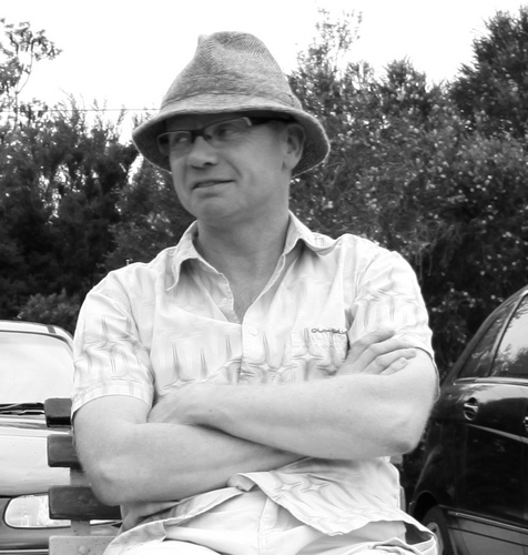 paddyoliver's profile picture. An okay sort of bloke with a liking of sailing, cyclo cross, rugger, idle chit-chat, stout, tunes and one Nordy Blonde