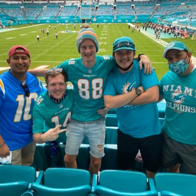 Leebob83's profile picture. I'm gonna make it by any means, I've got a pocket full of dreams.