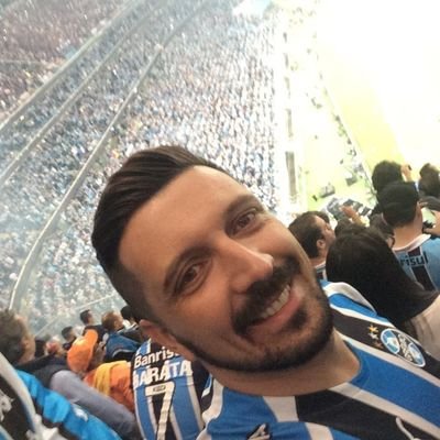 🇪🇪Te sigo desde pequeno🇪🇪
Grêmio, Futebol, Amigos, Trago e Carne. pra que melhor???