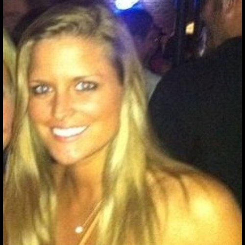 Aliciacox2's profile picture. 