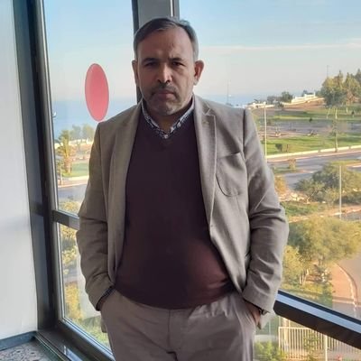 DjelloulHaddou1's profile picture. مواطن حر  ينشد و يناضل من أجل الحرية والعدالة  ودولة القانون.
الشعب هو البطل الوحيد.
طبيب مختص في جراحة العظام والمفاصل.
الجزائر -عين الدفلى