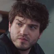 RValski's profile picture. Animal de compagnie des Beddiar (la plaque pour Leila, c'est grâce à moi.)
Je ne suis pas un cambrioleur mais en fait si, je voulais donner du bonheur aux gens.