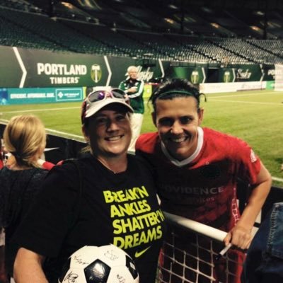 EMT, Animal lover,NWSL fan. USWNT fan. Rose City Riveter. American Outlaw. Former Midfielder on the pitch. Christine Sinclair is boss, member of the 107ist!