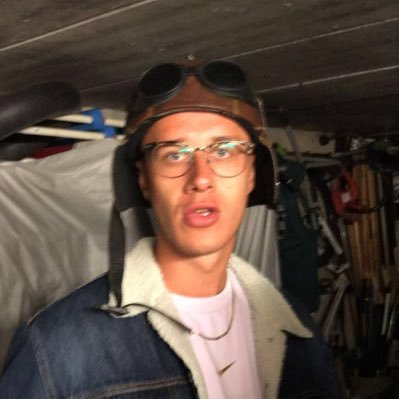 MoineChevelu's profile picture. high kick ready 2 use