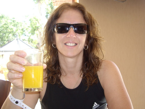 Mamá y esposa. Amante de los viajes y la familia. Tenista y jugadora semi-profesional de Burako! Amo a mis hijos ❤️❤️❤️