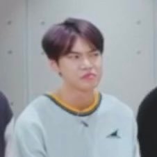 kinda selective ;; nctzen / wayzenni 0nlyy