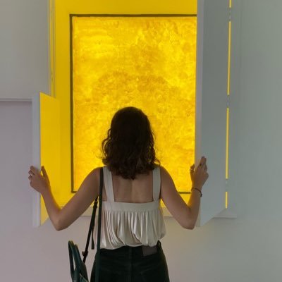 creativa y melómana. Me fascina el mundillo del arte, la ciencia y la filosofía. Arquitecta e ilustradora.
