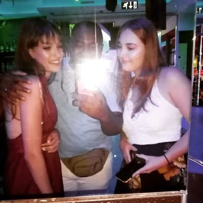 KingLoverenz's profile picture. Am a dude, who kicks every ass of discouragement around my world,I love to always be positive.