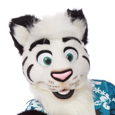 Techie / Retro junkie / Star Citizen / VR / Plushy / Plant parent / Neurodivergant / Bestie - @Sh3psky
BSKY - https://t.co/buXpzCmFQa