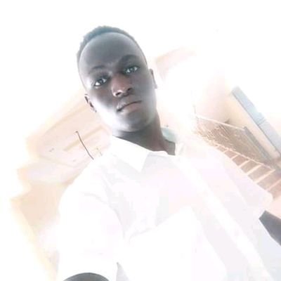 Oumarou82586178's profile picture. étudiant
