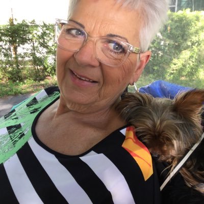 LindaYorkie's profile picture. 