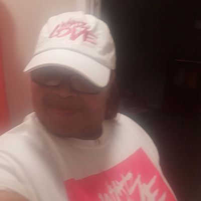 ClaressaSimert1's profile picture. I'm a single mother of two, I speak my mind and luv to have fun!!