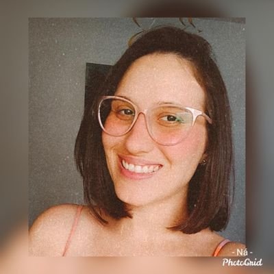 Advogada. Fé em Deus sempre =)