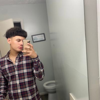 elfamosojavii's profile picture. 