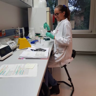 PhD student toying around resistance and tolerance of hybrid mice, into #microbiome #eimeria #parasites #immunity @IZWberlin @humboldtuni; 🏳️‍🌈 She/Her