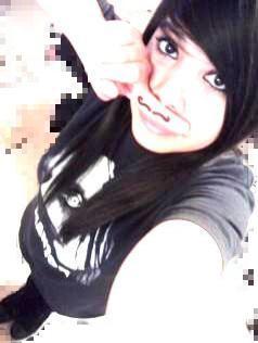 Whatscaresu's profile picture. Knowing me is one thing Proving you know me is another story.[[I ♥ Kyle Gallner, Leonardo Dicaprio & Oliver Sykes a.k.a my oli trolly XD]]