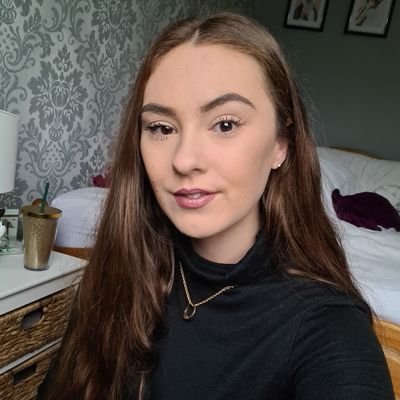 bexariza's profile picture. 