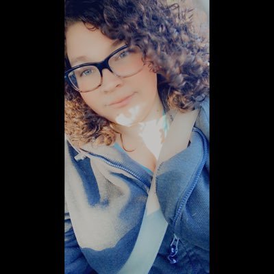 PrincessSunglow's profile picture. 30, mama, gamer, streamer. Howdy y’all! ✌🏻