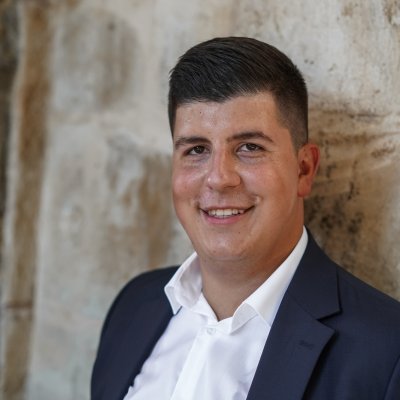 Founder at @montecha_ltd. Staff Engineer at @NearForm 😎 Writer at https://t.co/EPgjw8DpoS 📖 Creator of @jsremotely 👷 JavaScript geek 🤓 Tech speaker 📣