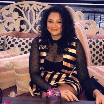 MzDeckAcards's profile picture. 