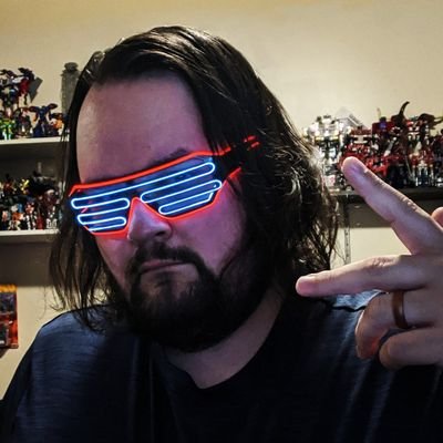 https://t.co/mklWe9Y40N
https://t.co/YeCD4L1DRQ
I'm a simple man, trying to make his way on the internet. Videos and streams sometimes, love me some robots.
He/Him