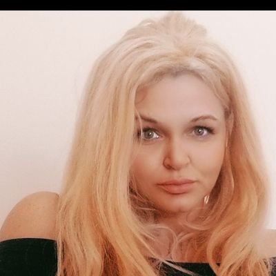 ETzovani's profile picture. 