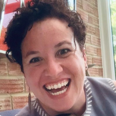 Citizen of the world • Mum • Passionate about life, nature, people, #wellbeing & food. Account Manager @DESIGN102 @MoJGovUK #SocialMobility #BAME • My own views