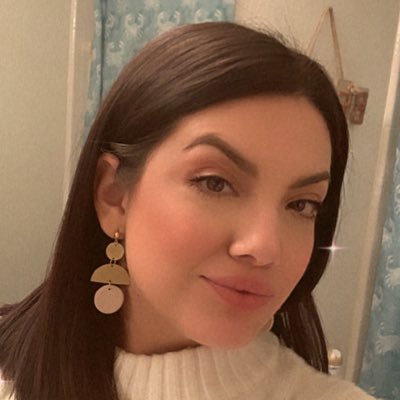 dessiii_babyyy's profile picture. it’s just social media.