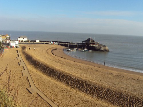 Shorley_Wall's profile picture. Holiday accommodation, three-bed cottage near to beaches and shops with parking onsite for two cars 😀