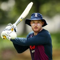 Laurie🏏Evans🏌️♂️ (@laurieevans32) 's Twitter Profile
