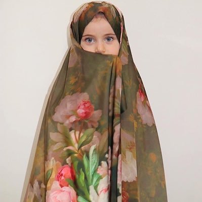 سادة عند الولي الفقيه• سُليماني مِنّا• سنُصلِّي في القُدس• سيظهَر ومعهُ جيشٌ مِنَ الشُّهداء• خُميني قائِد 💛