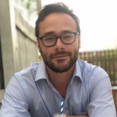 samjvlzqz's profile picture. glue on roach baby!! glue on roach!