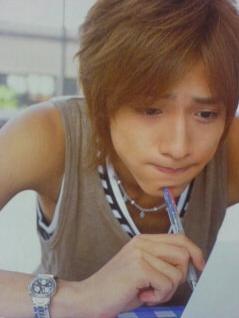 hiroki_whim_bot's profile picture. 某事務所の気まぐれハニーの【非公式完全手動bot】です。不定期で出没して気まぐれにつぶやきます。リフォロー、返信等遅くなるかもしれませんが、ご理解頂ける方はぜひぜひフォローしちゃってくださぁい★未熟者ですがよろしくデスッ❤気軽にリプDMください☆(*｀ω´*)と(*´ω｀*)は大事な大事な三つ子ちゃん❤(*‘ω‘.*)