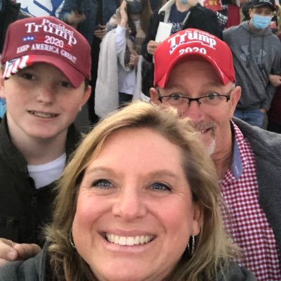 NicoleGuhaoran's profile picture. 