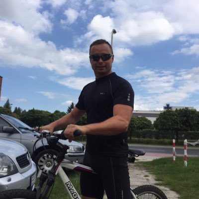 lucky19820922's profile picture. 