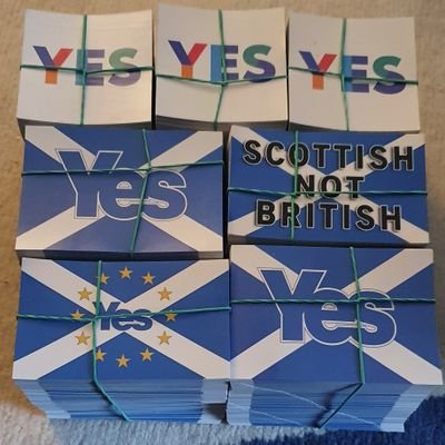 Selling Scotland and ProScottish Independence Stickers.
Sticker packs and window stickers available. 

DM or
StickersScotland@hotmail.com for info.