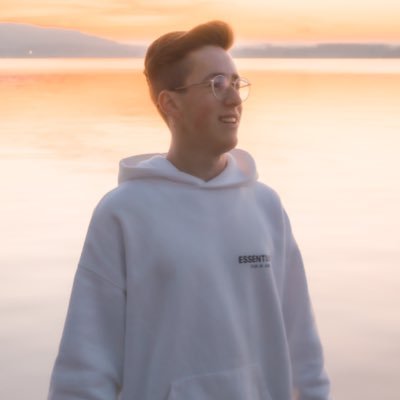 carlokuettel's profile picture. 