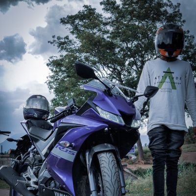 TN 37 kiddo..
Thalapathy rasigan..
Briyani addict..
Only Good vibes..