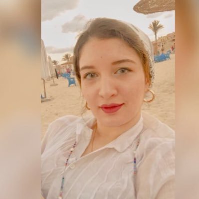 EsraaNe12305273's profile picture. Law student 🖤. 1/1 🎉