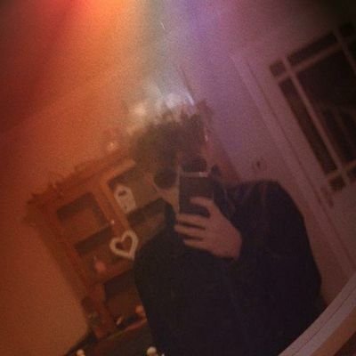 YourMan692's profile picture. Nerd who plays games