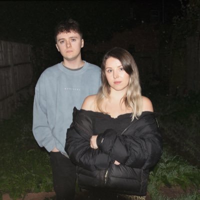 Electronic Duo from London, Beth & Tom | click the link below to pre-save our new single 'Clarify' 🧠⚡️✨