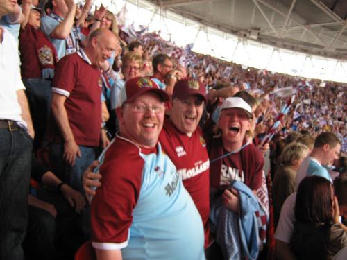 DavidLittle3's profile picture. a true Lancashire bloke, Clarets Fan and Classic Car enthusiast.