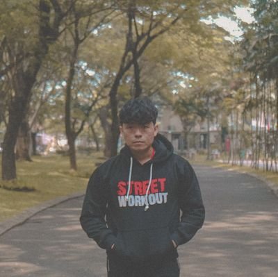 agafahl_'s profile picture. Pendongeng Twitter | Toilet Singer | Fitness Coaches | Tukang Sampah| Owner @negativeoutfit