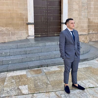 ManuSolis888's profile picture. ■ Politécnica Cáceres (GIIIS) ■ ☆ D.A.W. ☆          
                         🎈Talavera la Real, Badajoz🎈 🥋 Dojo Wankan 🥋