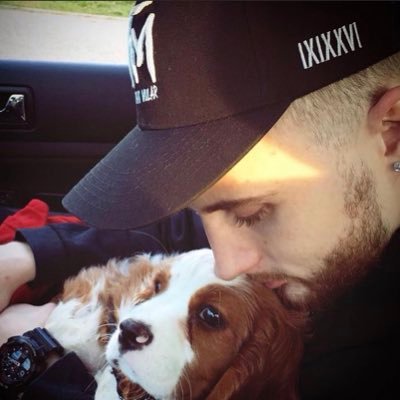 Controller on pc fornite player. New streamer trying get affiliate. Would love for you too drop me a follow with notis on and join in the journey!