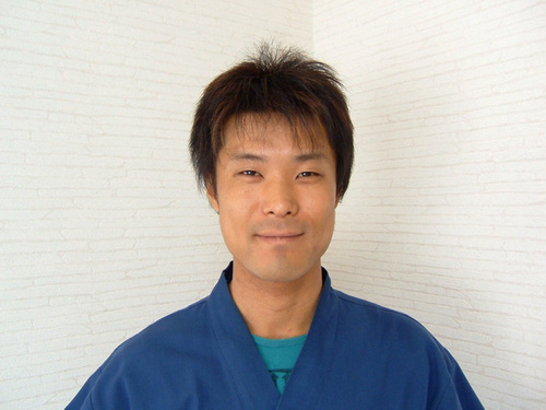 takeuchi_seitai's profile picture. 愛知県丹羽郡扶桑町の整体院 榮氣堂 竹内健康院です。名鉄犬山線 扶桑駅より徒歩12分。2011年3月末にリニューアルオープンしました！当院の施術は、これまでのカイロ・整体と違いボキボキしない「無痛整体」ですので、お子様からお年寄りまで幅広い年齢の方に安心してお越しいただいています。初めての方もお気軽にご連絡くださいね。