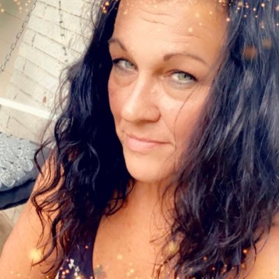 LauraHill62's profile picture. 