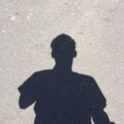 Content creator yang menghasilkan banyak hal hal berfaedah untuk umat manusia