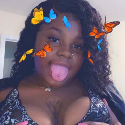 Mi_chelleeeee's profile picture. 27 👑 #LONGLIVEJIMMY 🔌🖤